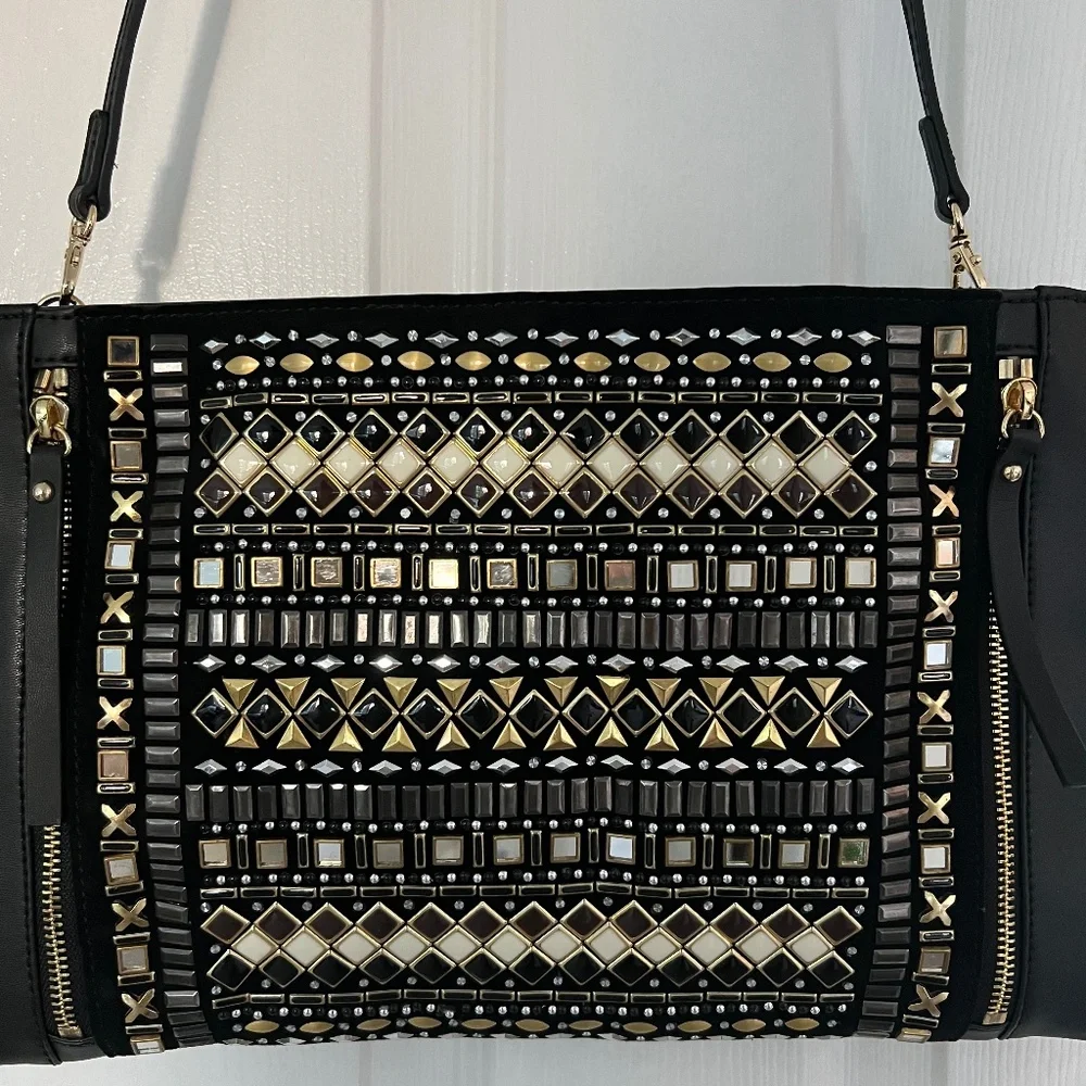 Vince Camuto crossbody clutch purse - Picture 3 of 7